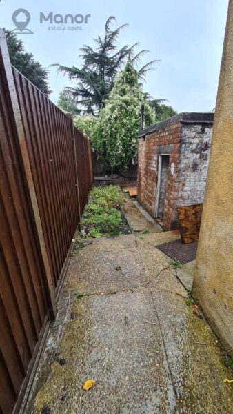 Dore Avenue, Manor Park, E12 6JT