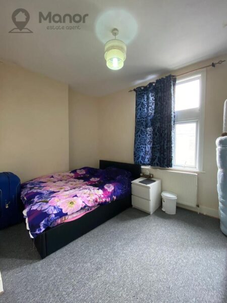 High Street North, Manor Park, E12 6SB