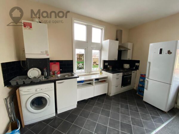 High Street North, Manor Park, E12 6SB