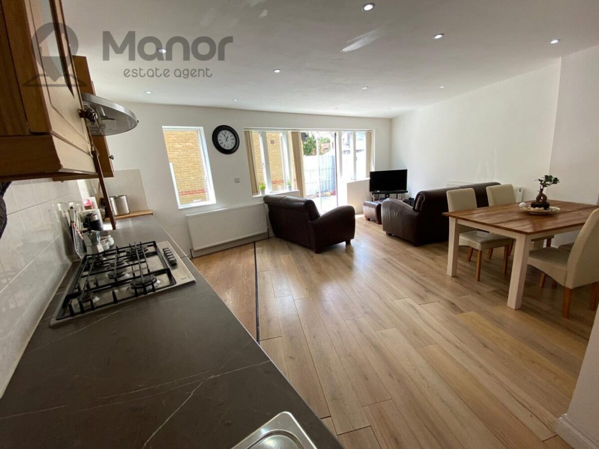 Alexandra Road, East Ham, E6 6HB