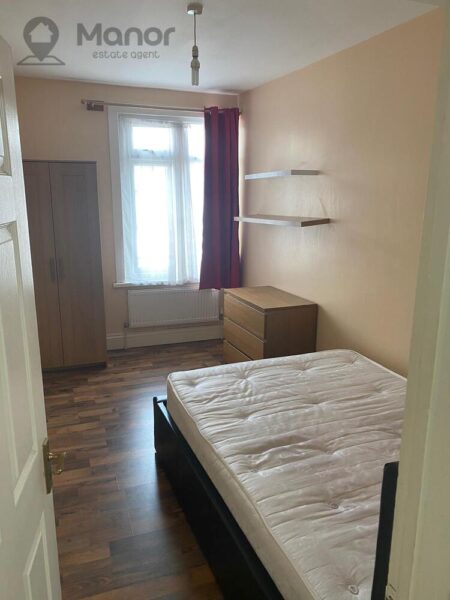 Hoe Street, Walthamstow, E17 4SD