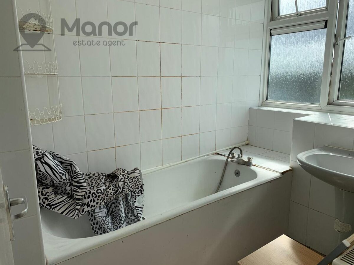 Hoe Street, Walthamstow, E17 9BG