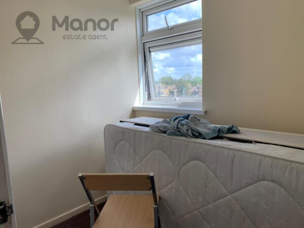 Hoe Street, Walthamstow, E17 9BG