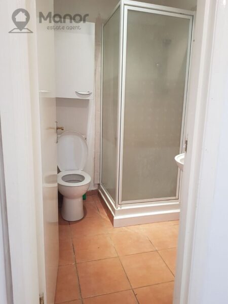 East India Dock Road, Poplar, E14 6JJ