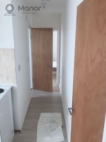 High Road, Ilford, IG3 8RW