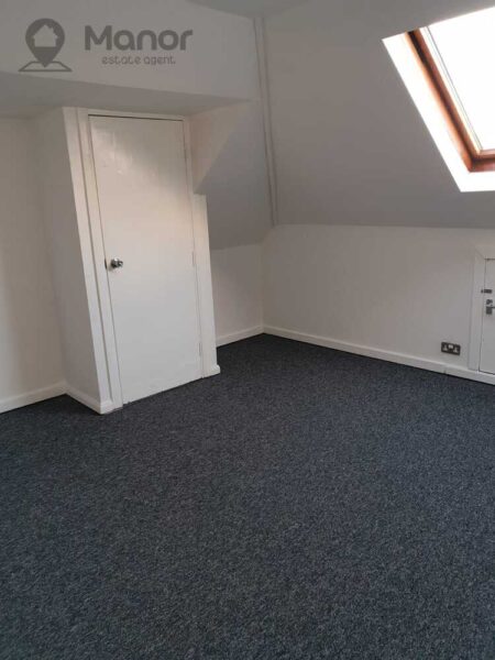 Woodlands Avenue, Chadwell Heath, RM6 6EA