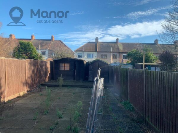 Woodlands Avenue, Chadwell Heath, RM6 6EA