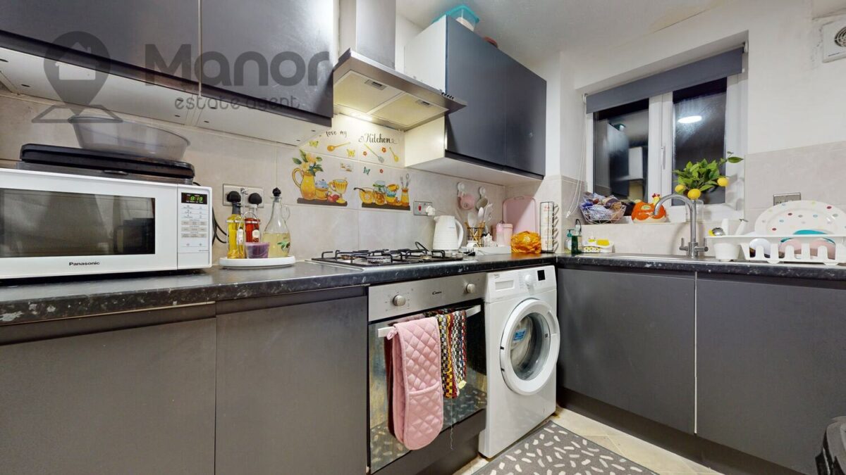 Plumtree Close, Dagenham, RM10 8UF