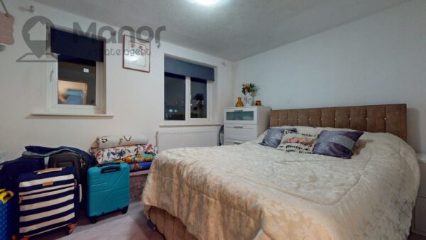 Plumtree Close, Dagenham, RM10 8UF