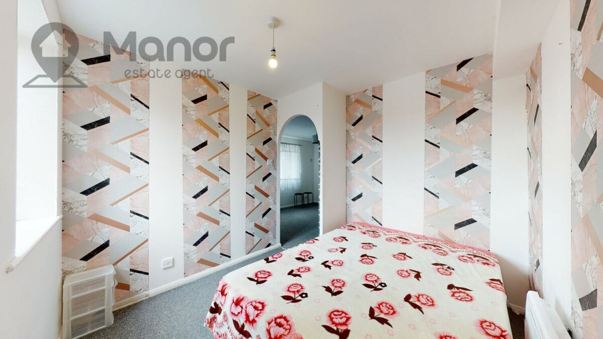 Greenslade Road, Barking, IG11 9XE