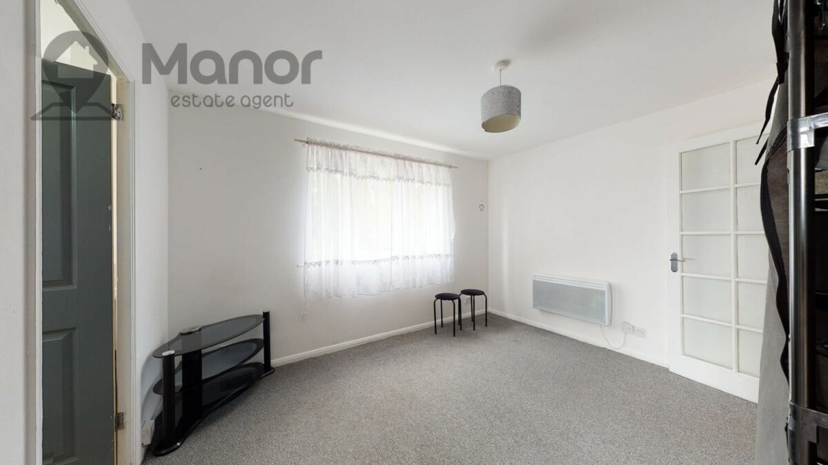 Greenslade Road, Barking, IG11 9XE