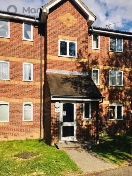 Greenslade Road, Barking, IG11 9XE