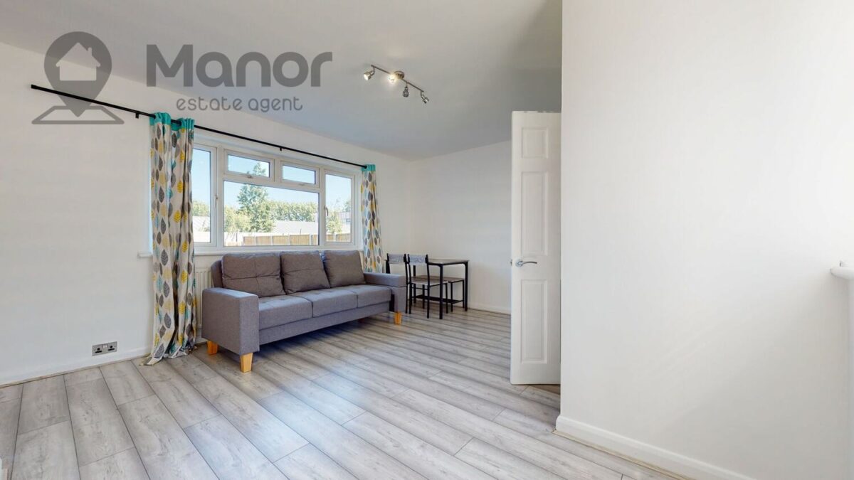 Park Avenue, East Ham, E6 2PN