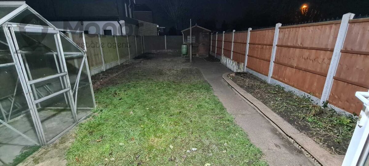 Douglas Road, Seven Kings, IG3 8UX