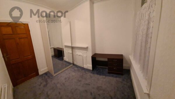 Douglas Road, Seven Kings, IG3 8UX