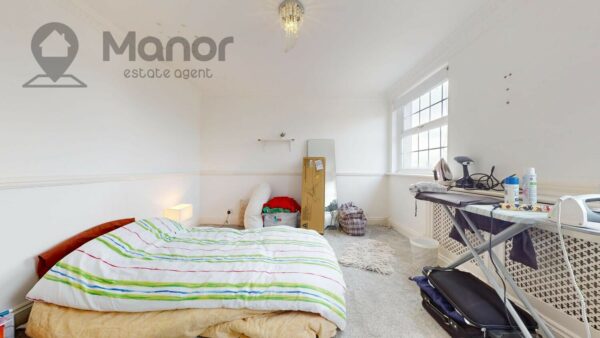 Pimpernel Way, Harold Hill, RM3 8BT