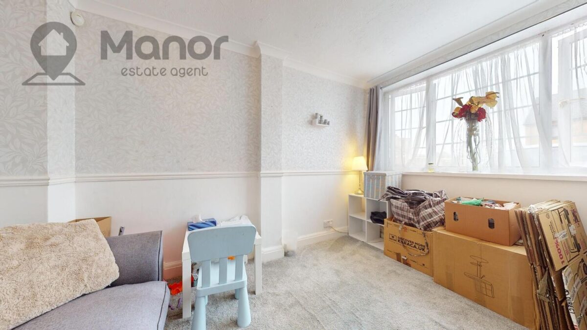 Pimpernel Way, Harold Hill, RM3 8BT