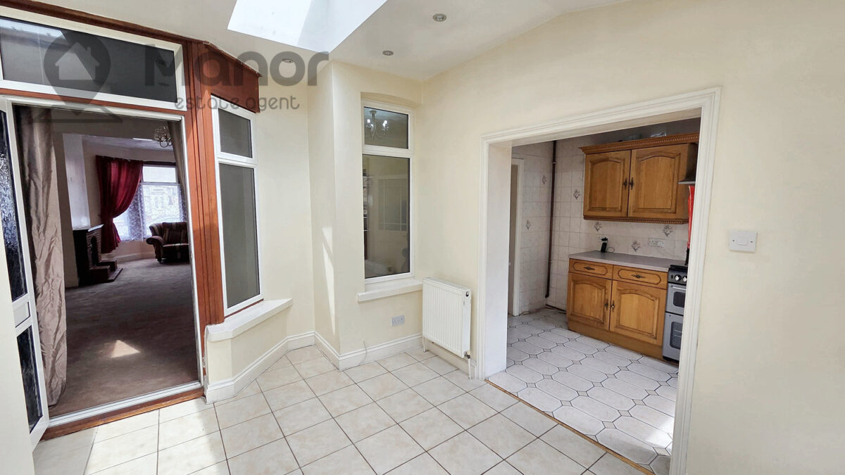 Reigate Road, Seven Kings, IG3 9HD