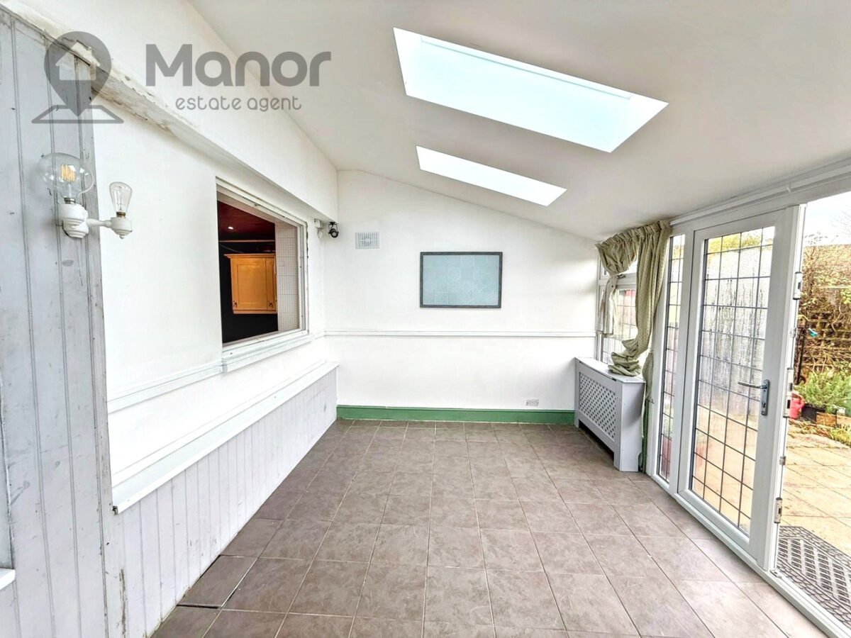 Barnstaple Road, Romford, RM3 7TH