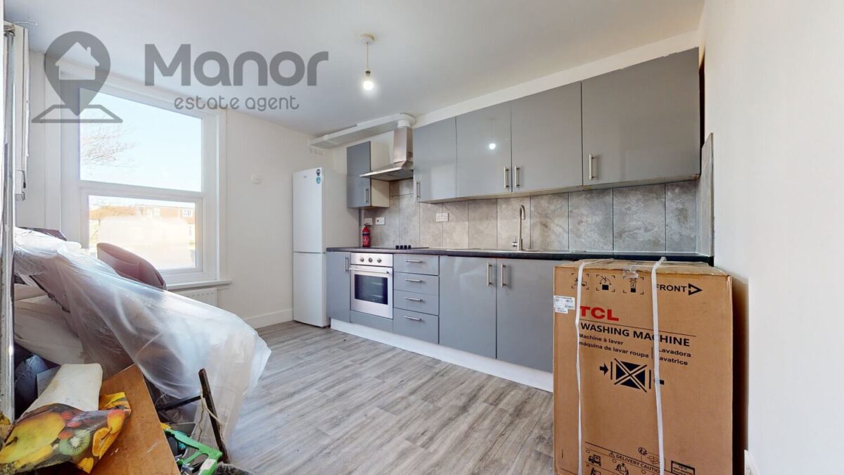 Romford Road, Manor Park, E12 5AW