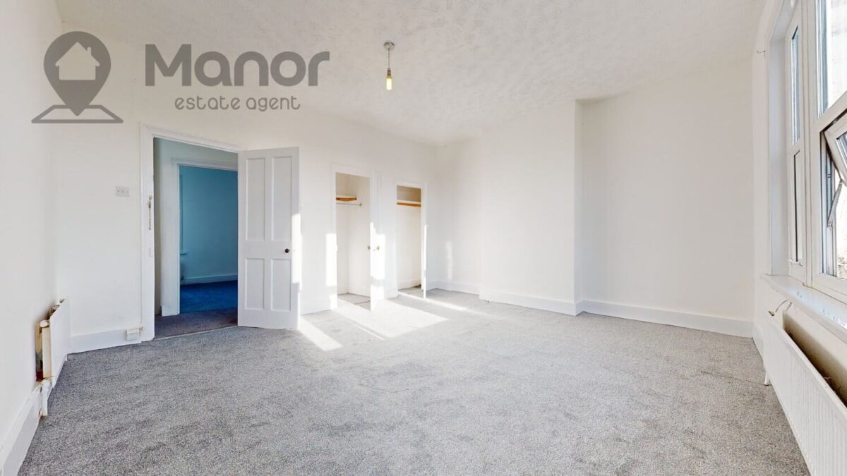 Romford Road, Manor Park, E12 5AW