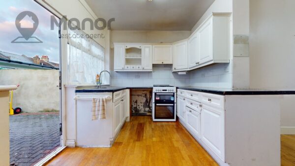 Holmwood Road, Seven Kings, IG3 9XZ