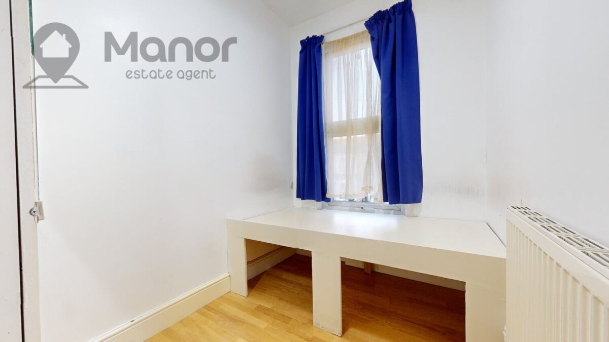 Holmwood Road, Seven Kings, IG3 9XZ