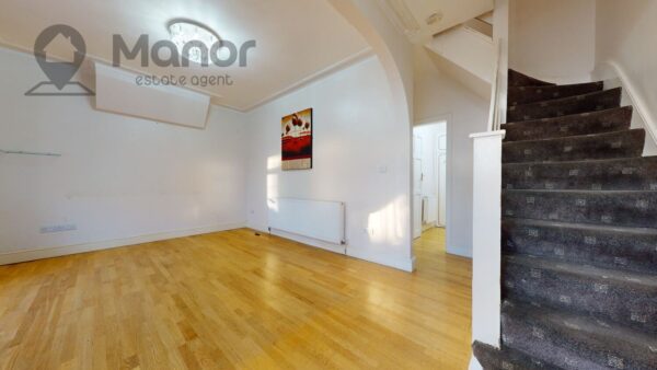 Holmwood Road, Seven Kings, IG3 9XZ