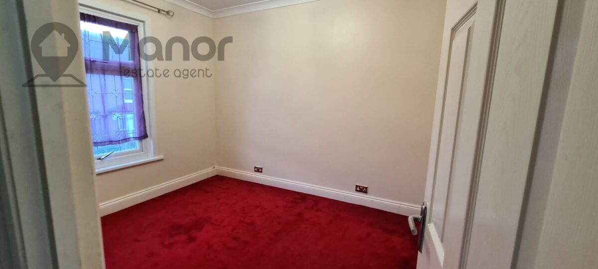 Harpour Road, Barking, IG11 8RJ