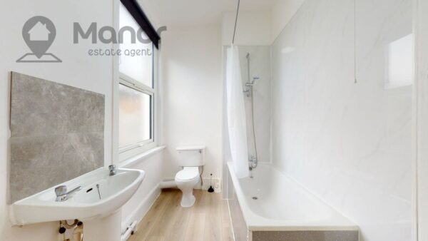 Romford Road, Manor Park, E12 5AW