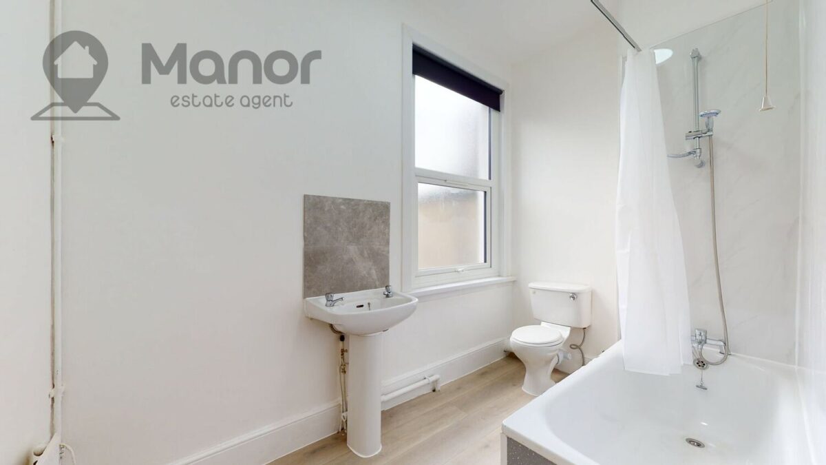 Romford Road, Manor Park, E12 5AW