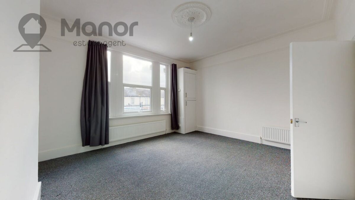 Romford Road, Manor Park, E12 5AW