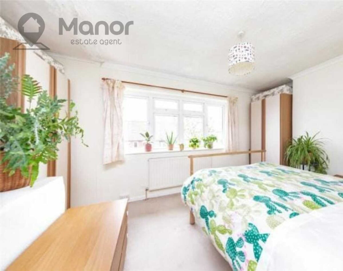 Keir Hardie Way, Barking, IG11 9NX