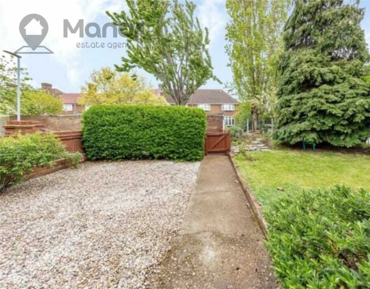 Keir Hardie Way, Barking, IG11 9NX