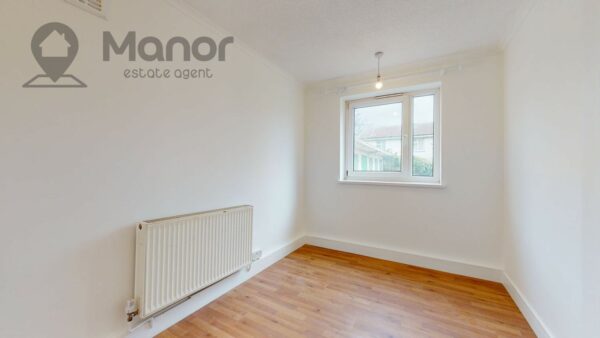 Park Avenue, East Ham, E6 2PY