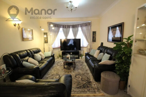 Church Road, Ilford, IG2 7ES