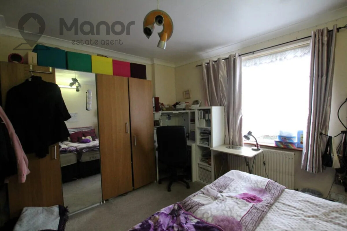 Church Road, Ilford, IG2 7ES