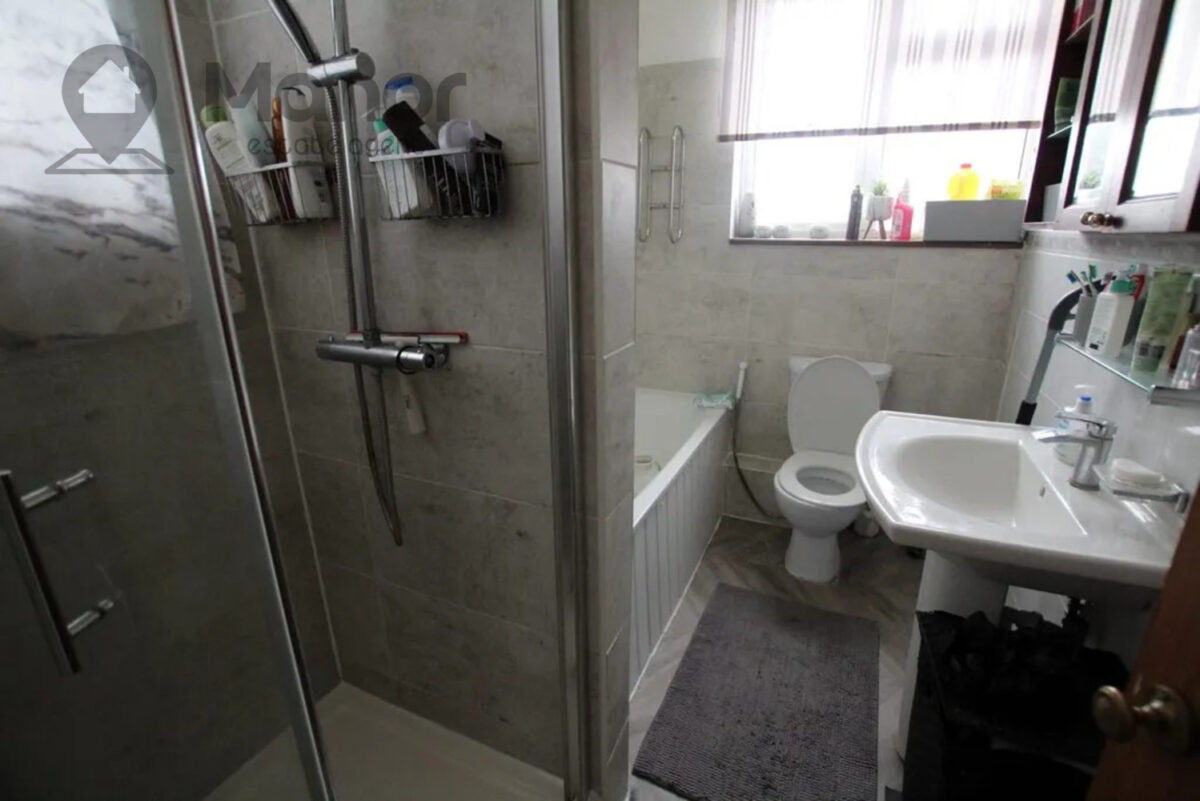 Church Road, Ilford, IG2 7ES