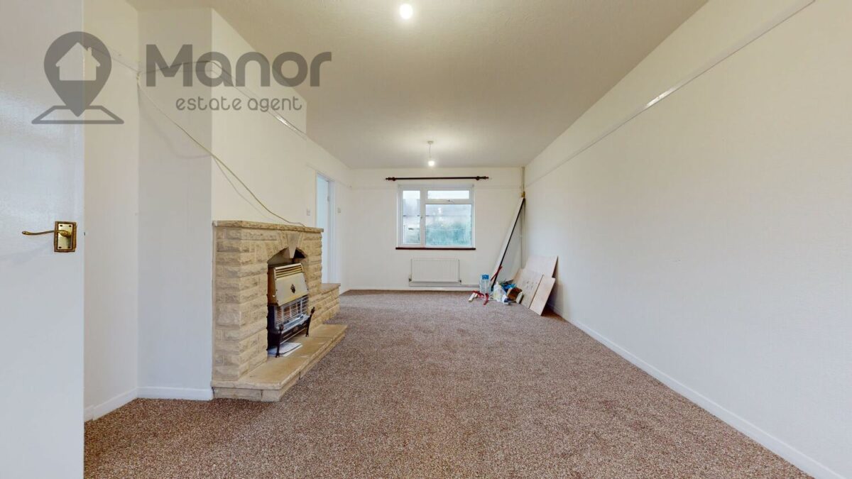 Billet Road, Chadwell Heath, RM6 5QR