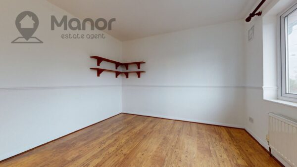 Billet Road, Chadwell Heath, RM6 5QR