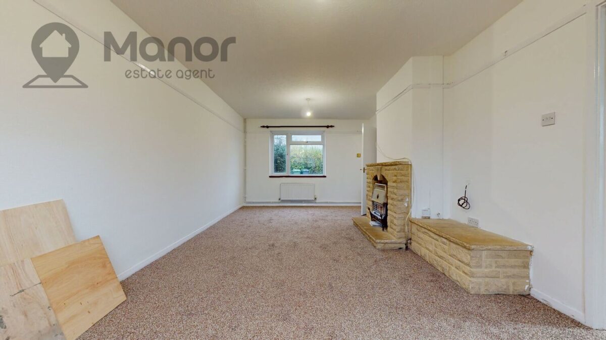 Billet Road, Chadwell Heath, RM6 5QR