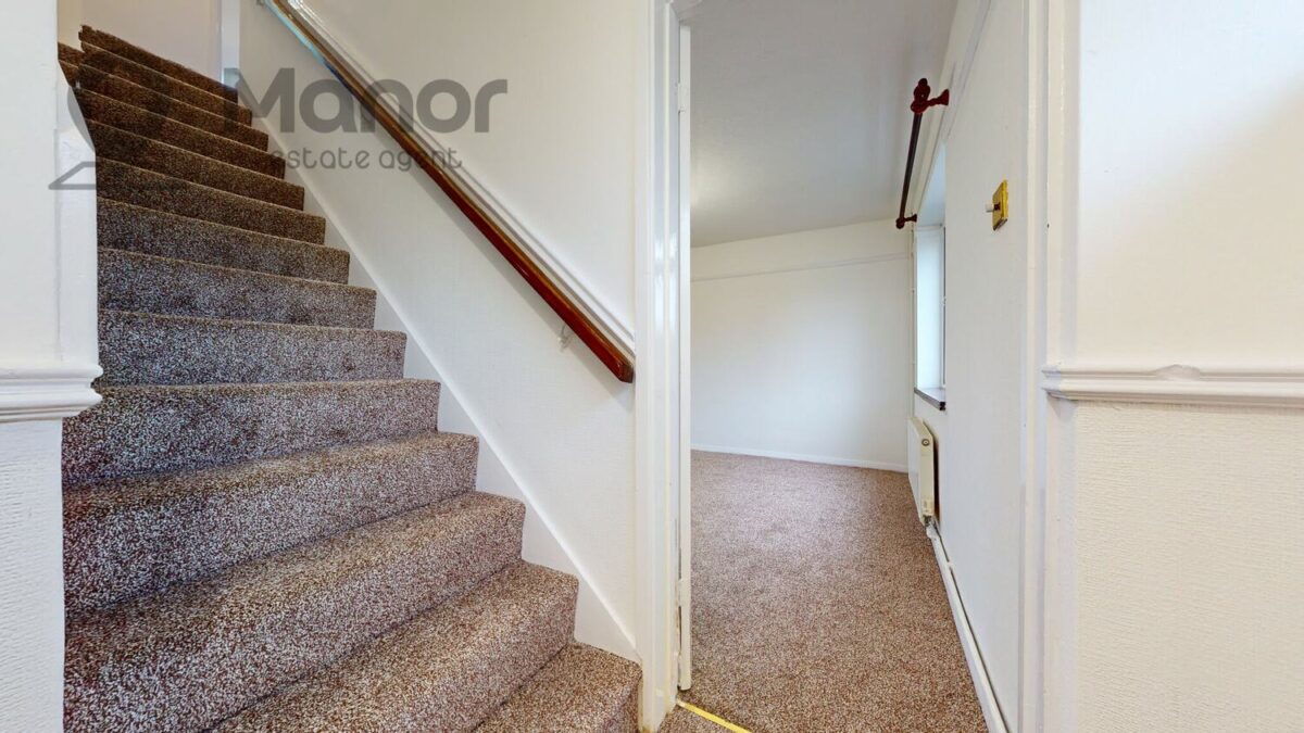 Billet Road, Chadwell Heath, RM6 5QR