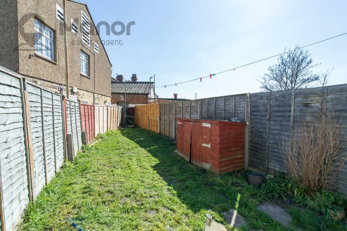 Milton Road, Swanscombe, DA10 0NA