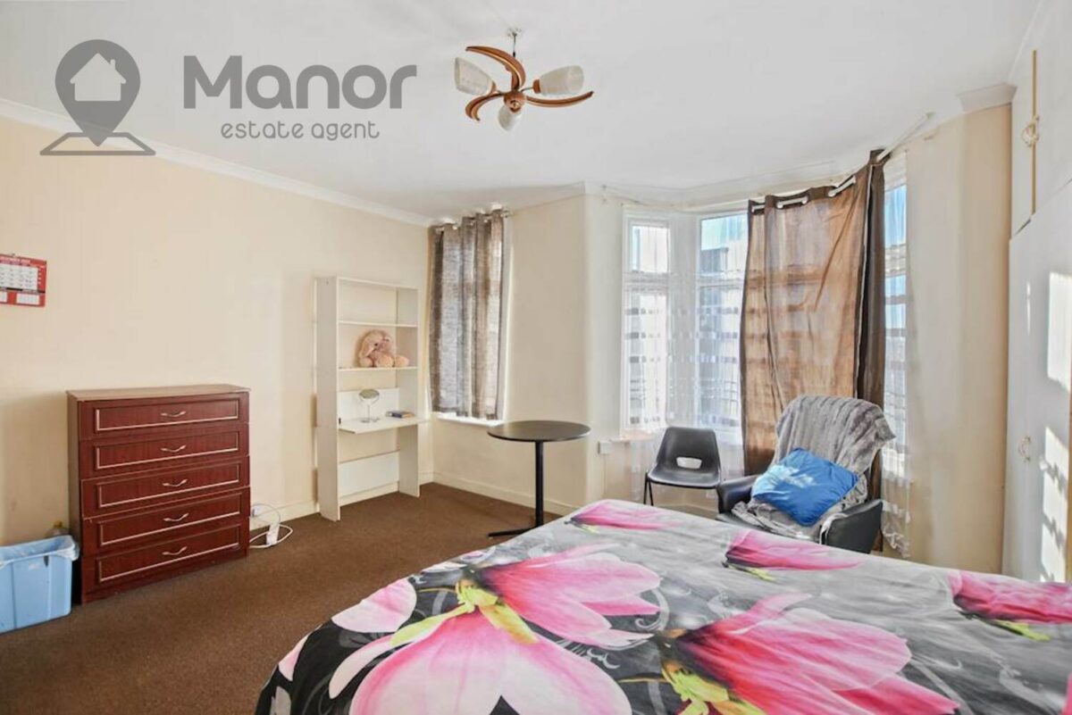 Sixth Avenue, Manor Park, E12 5PR