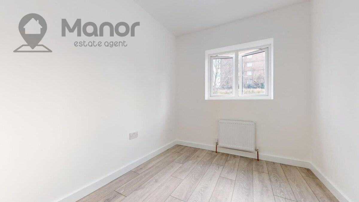 Barrington Road, Manor park, E12 6JH