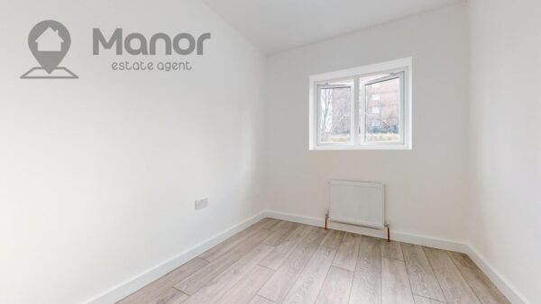 Barrington Road, Manor park, E12 6JH