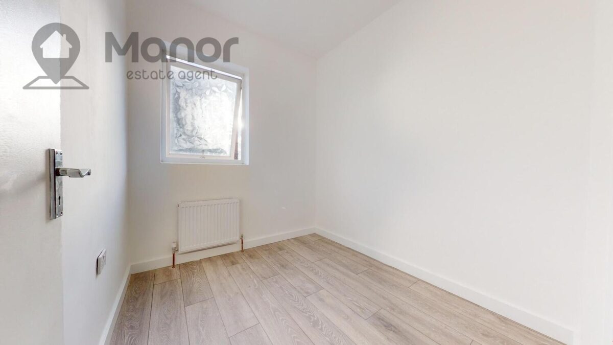 Barrington Road, Manor park, E12 6JH