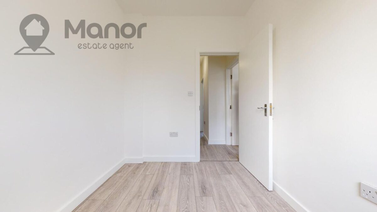 Barrington Road, Manor park, E12 6JH