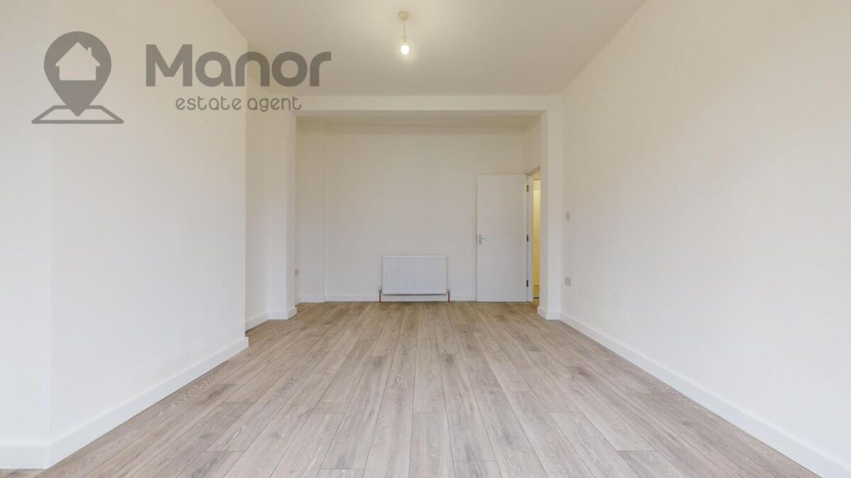 Barrington Road, Manor park, E12 6JH