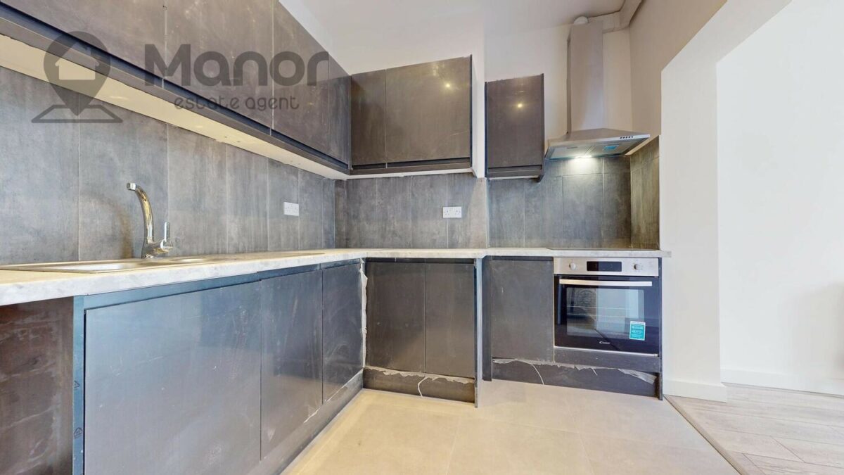 Barrington Road, Manor park, E12 6JH